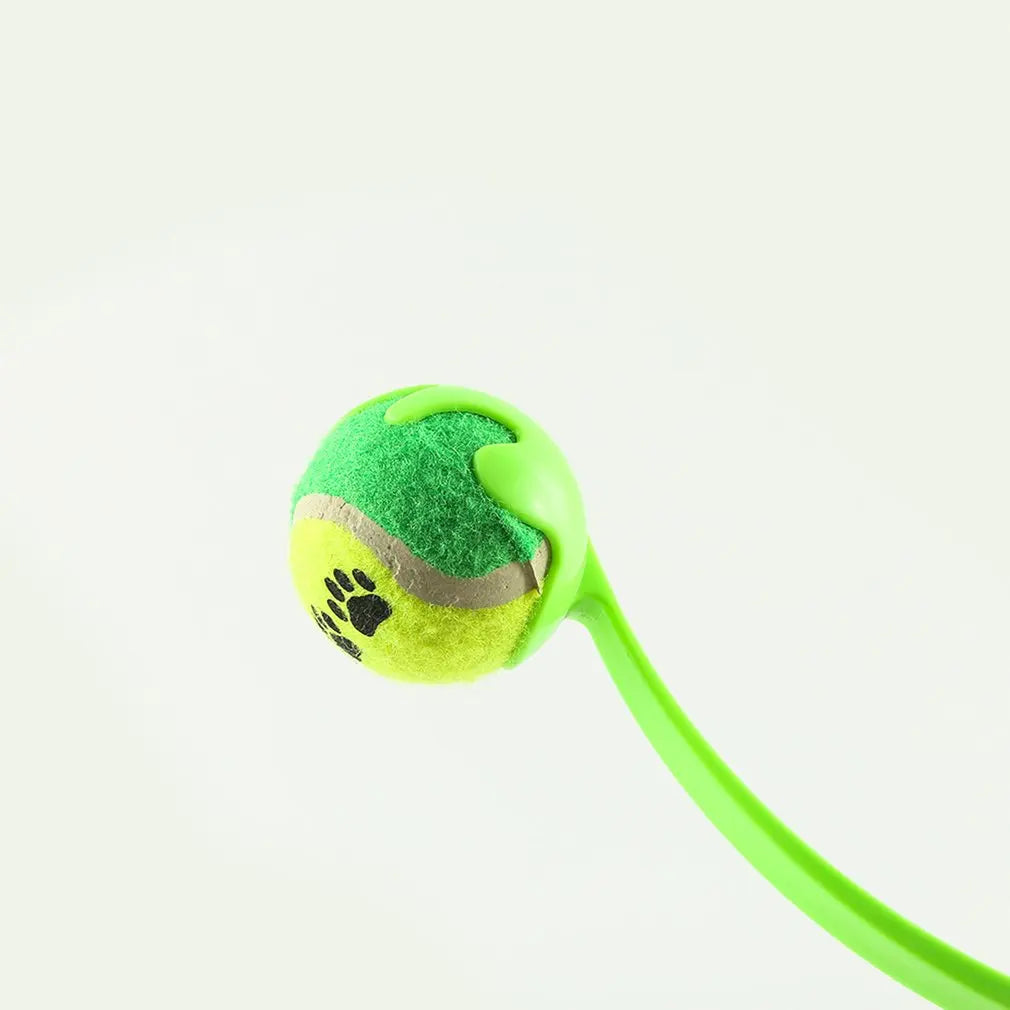 45 cm !! Faites plaisir à votre chien avec ces lanceurs pour animaux de compagnie de Canis Area ! Vous lancerez 2 à 3 fois plus loin qu'à main nue. Ne vous baissez plus pour ramasser la balle qu'il vous rapporte ! Choisissez verts, bleu ou rose. Parfait pour de longues parties de jeux avec lui ! Amusez-vous bien ! détail du vert