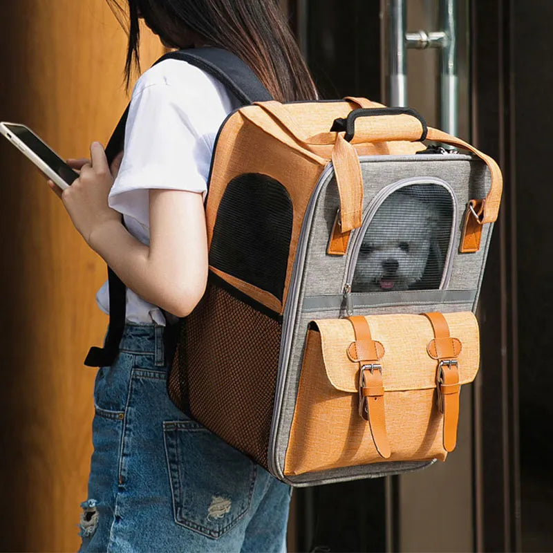 3 couleurs coloris sac de transport chien chat chiot confortable sécurité design joli, pratique , élégant et stylé, léger, qualité OXFORD, imperméable , facile à ranger .ORANGE , BLEU ou VERT fille avec téléphone IPhone15