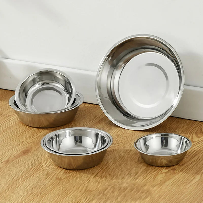 GAMELLE Acier Inoxydable 304 Pratique et résistant , facile d'entretien , lavable en machine et à la main , 9 TAILLES , de 11 cm à 22 cm. EAU et NOURRITURE pour toutes LES RACES de CHIENS , de CHATS, et animaux de compagnie. Sans doute pour la PATPATROUILLE !! Solide et fiable pour votre quotidien ! Classique parmi les classiques !